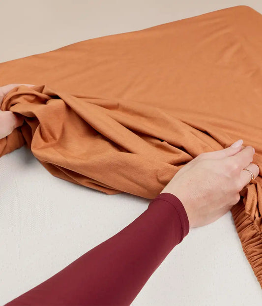 HushDry™ 2-in-1 Waterproof Fitted Bedside Crib Sheet Viscose from Bamboo Hazel